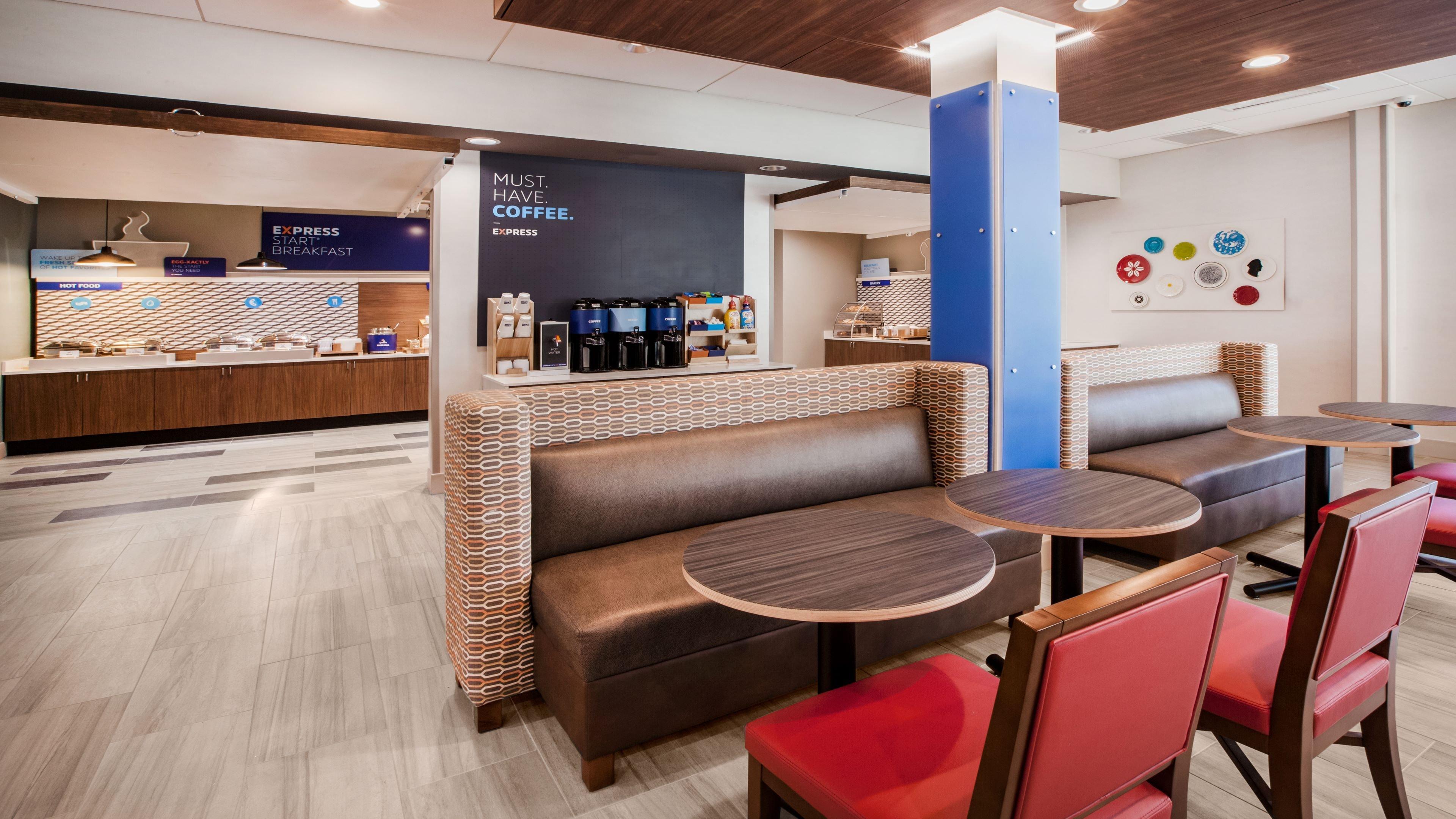 Holiday Inn Express & Suites - Enterprise By Ihg Exterior photo
