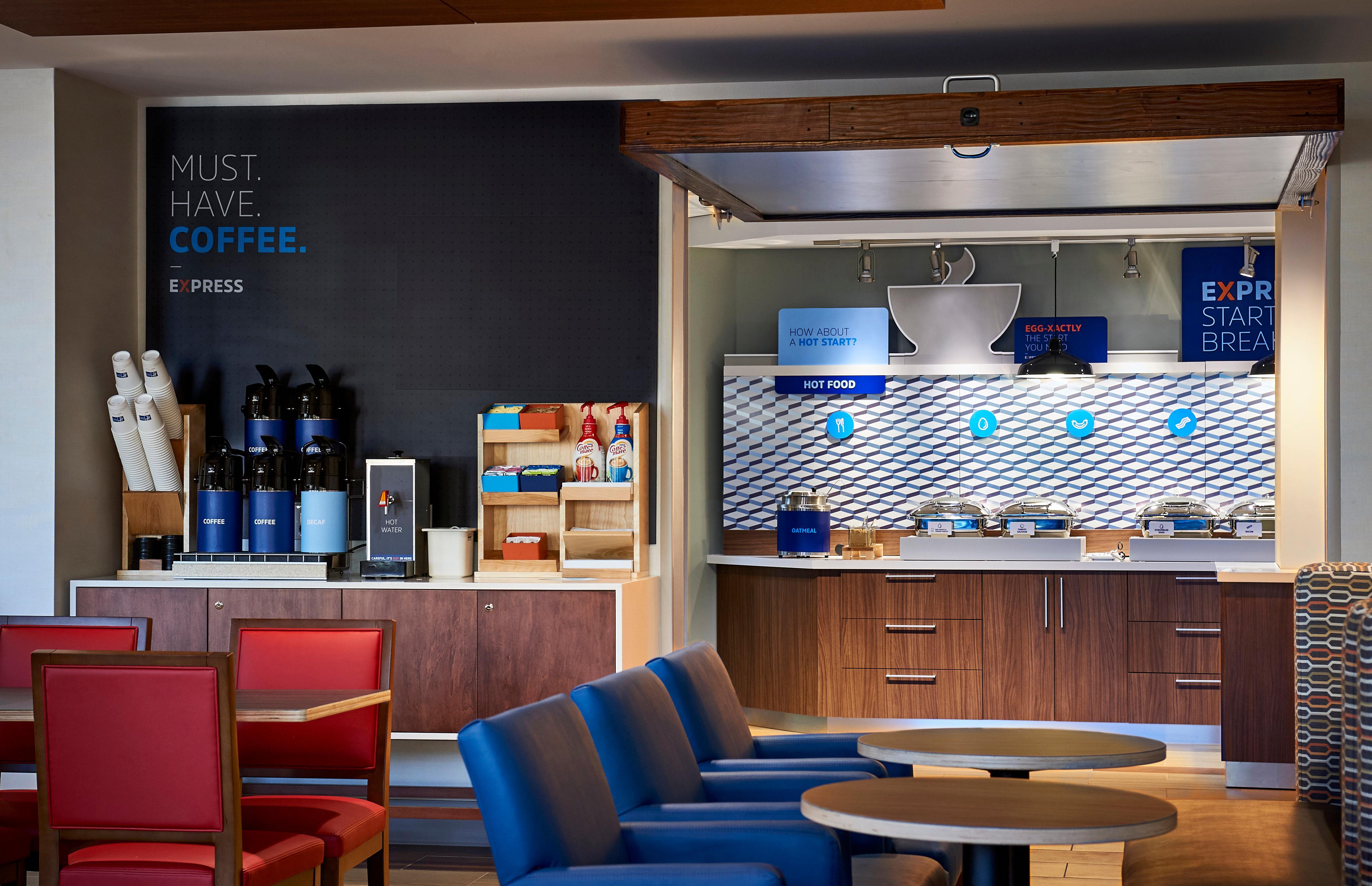 Holiday Inn Express & Suites - Enterprise By Ihg Exterior photo
