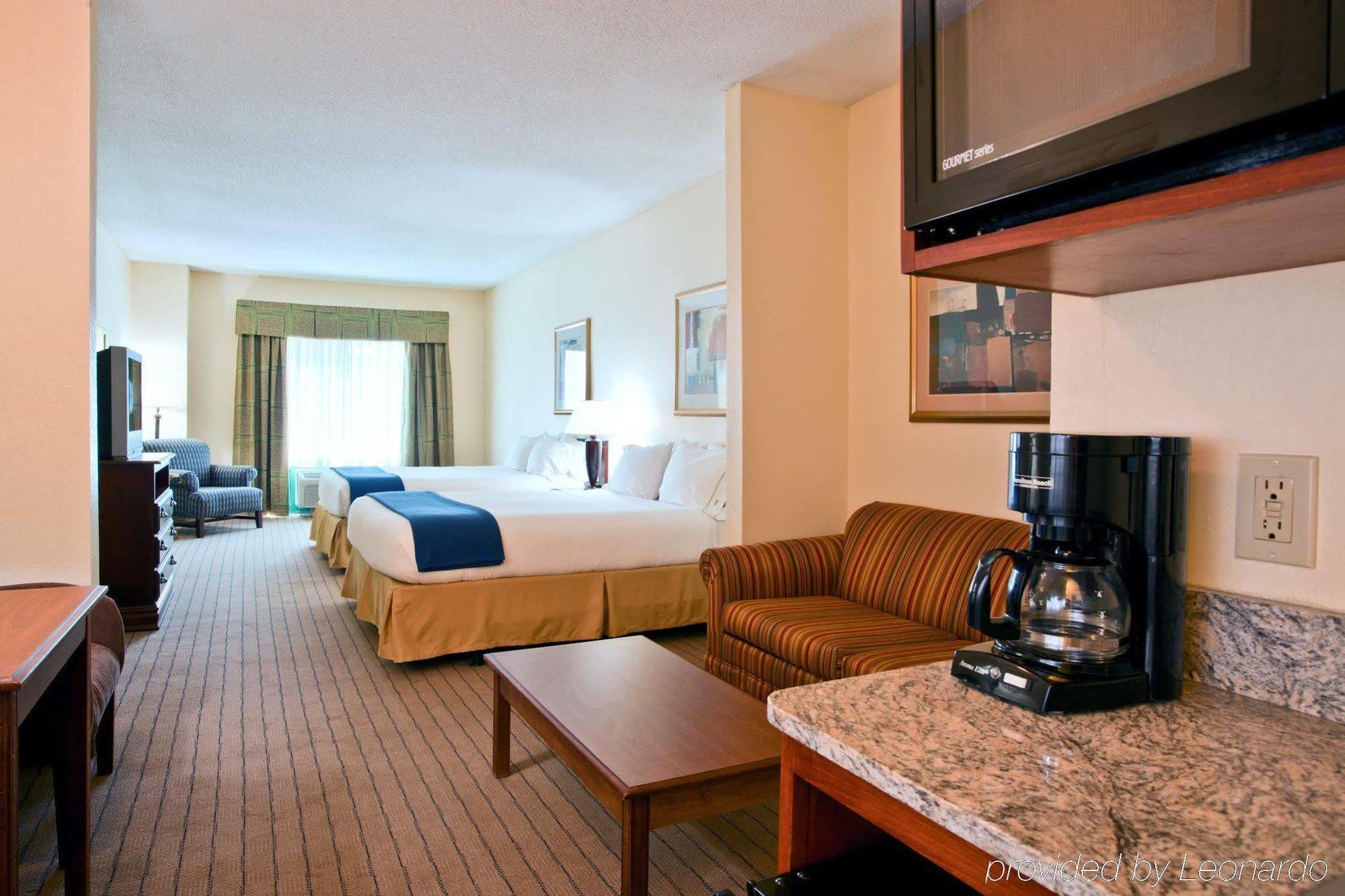 Holiday Inn Express & Suites - Enterprise By Ihg Room photo